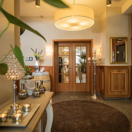 Отель Berghotel Eisenach Эйзенах