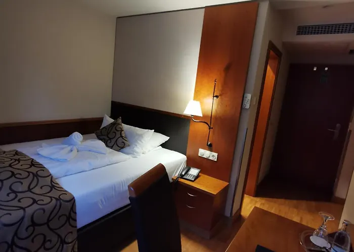 Отель Berghotel Eisenach Эйзенах