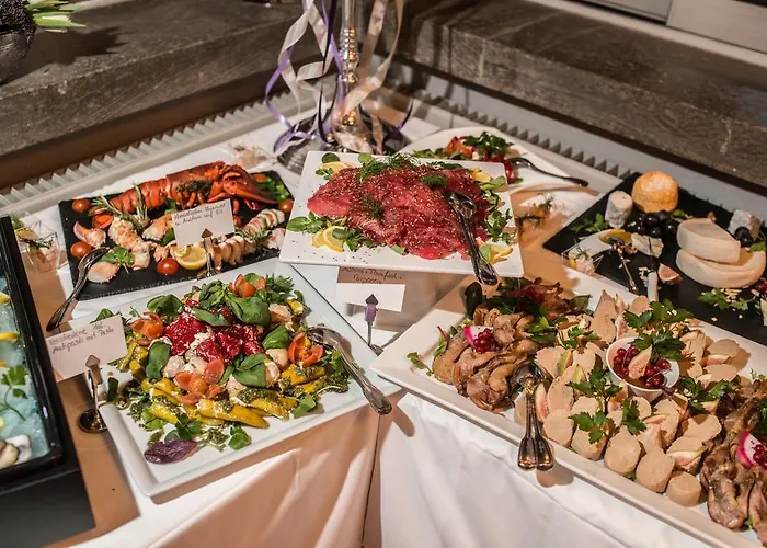 Отель Berghotel Eisenach 4*